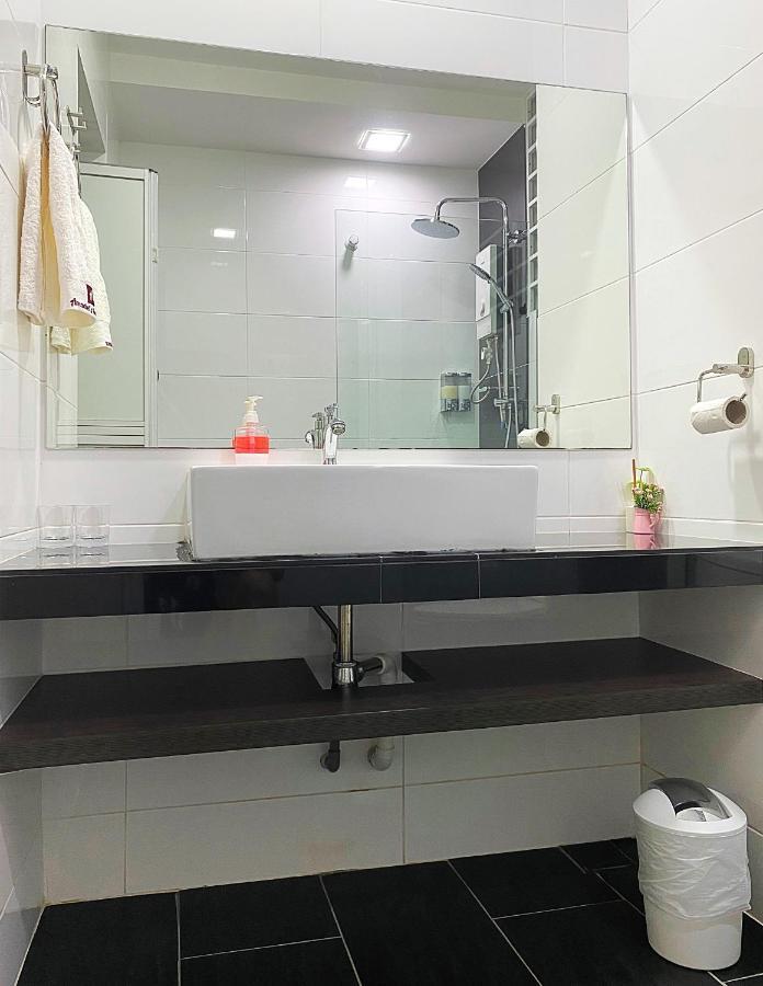 Amadel Residence 爱媄德民宿 14 Malacca Exterior photo