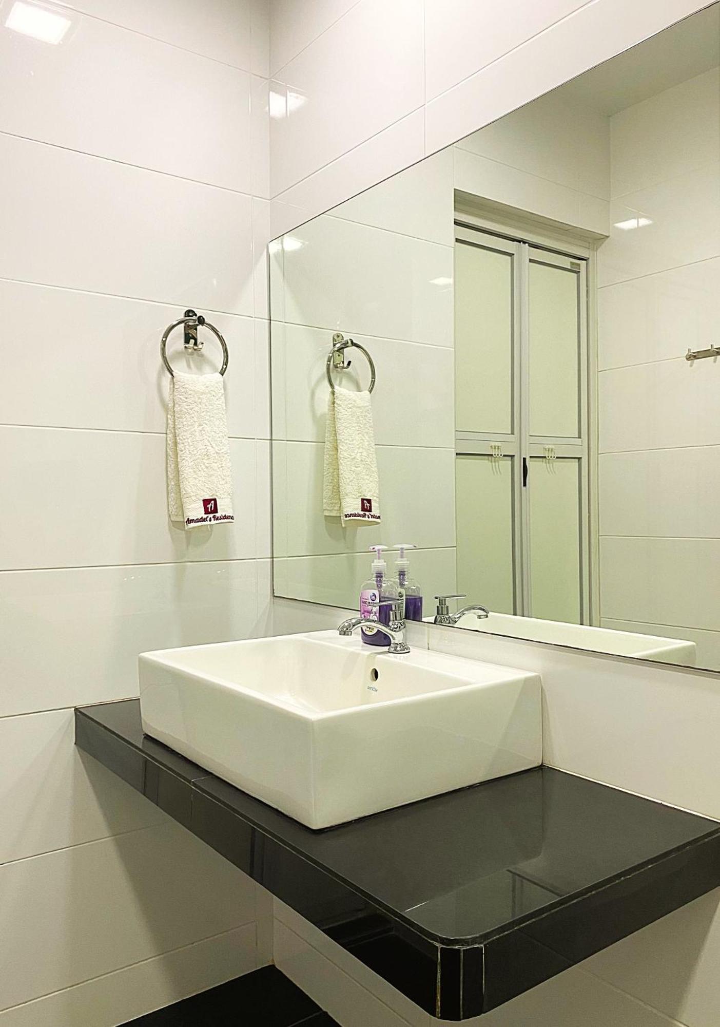 Amadel Residence 爱媄德民宿 14 Malacca Exterior photo